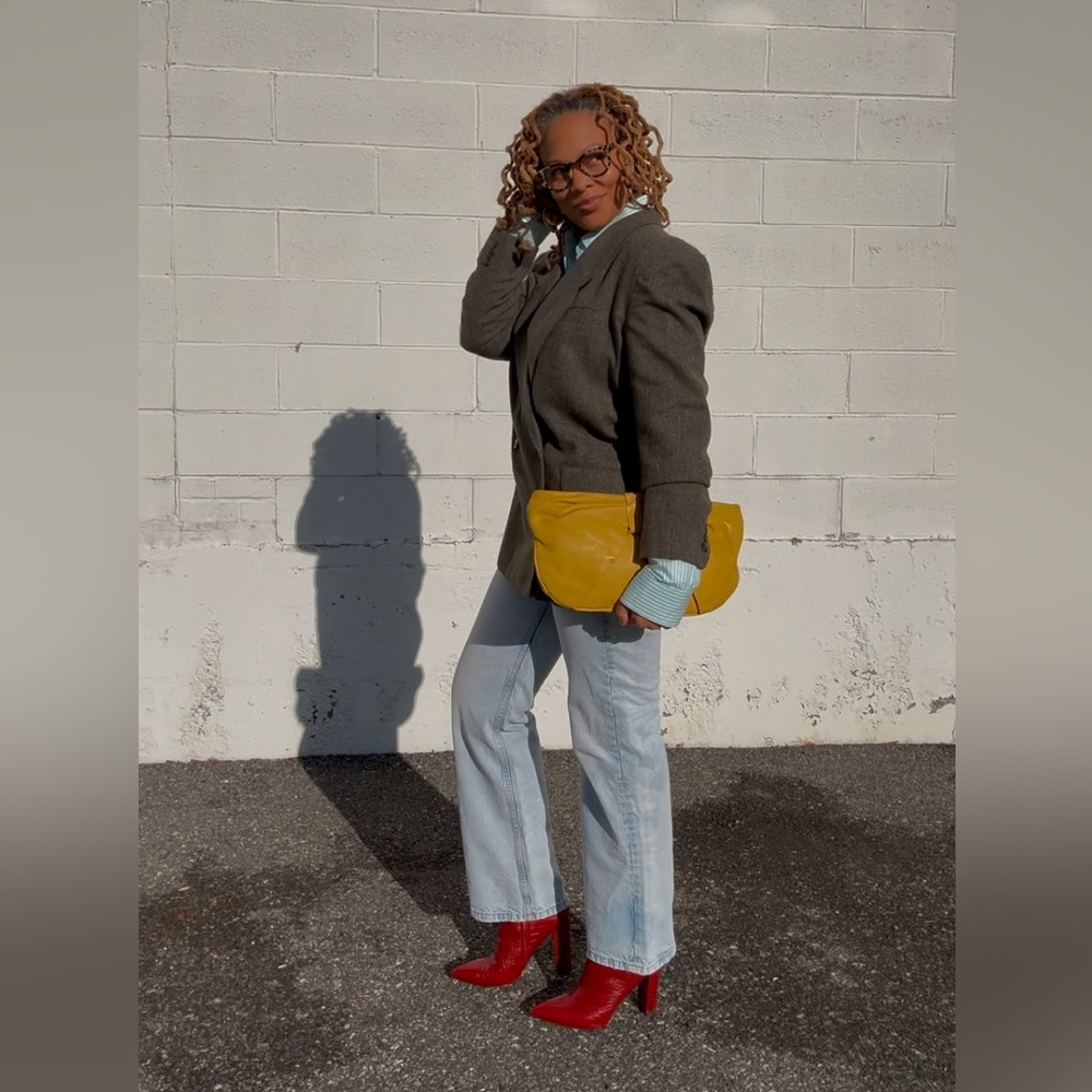 VINTAGE STATEMENT BLAZER - Picture 8 of 16
